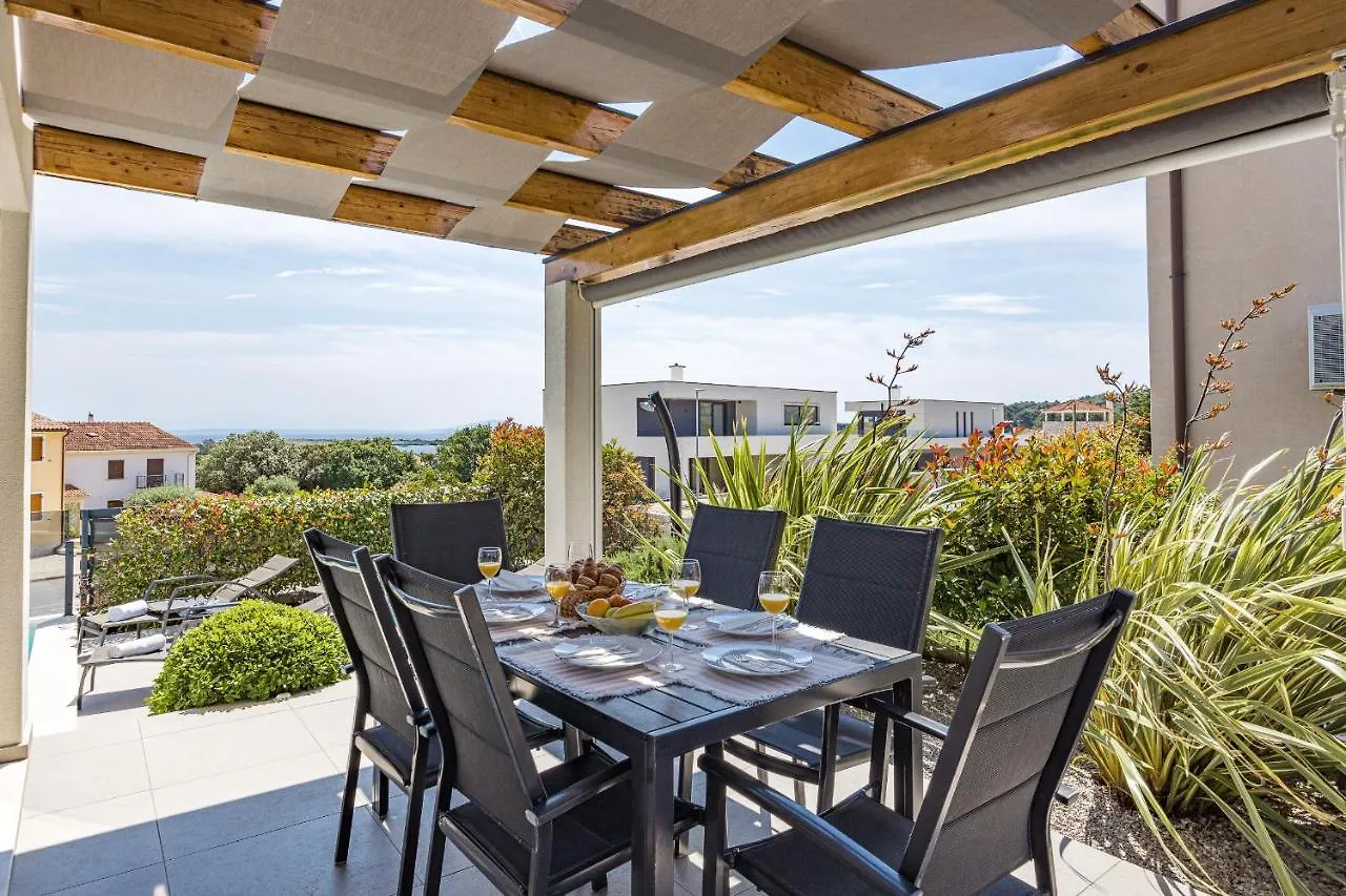 Villa Val Di Bora - Moderne 4 Sterne Ferienvilla Mit Pool, Meerblick, Grill Liznjan Croatia